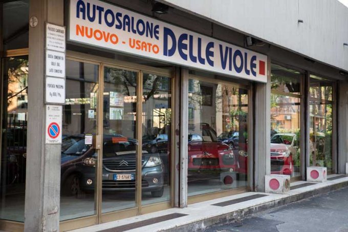AUTOSALONE DELLE VIOLE