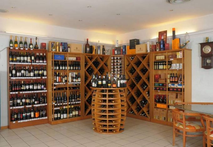 CASA DEL VINO