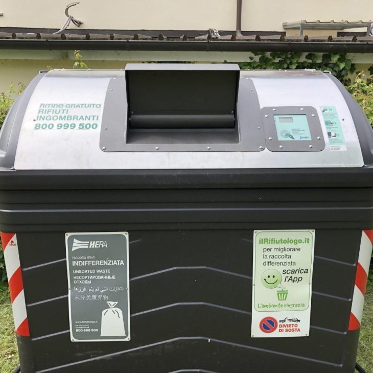 Per una Bolognina più pulita e ordinata ecco i nuovi cassonetti dell’indifferenziata